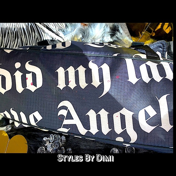 ✨L.A.M.B by Gwen Stefani Messenger Bag✨ - Picture 3 of 15